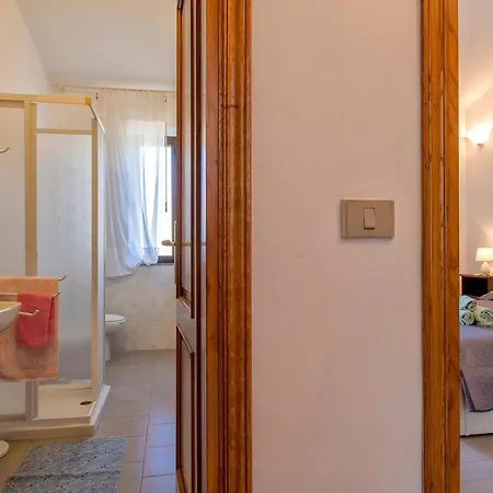 Holiday home Rose's House Trinita d'Agultu e Vignola